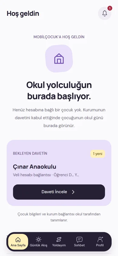 Hoş geldin ekranı: henüz çocuğu bağlanmamış velinin kurumdan gelen bekleyen davetini incelediği ilk ekran